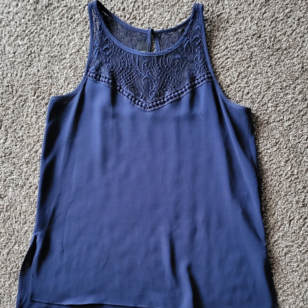 High neck tank